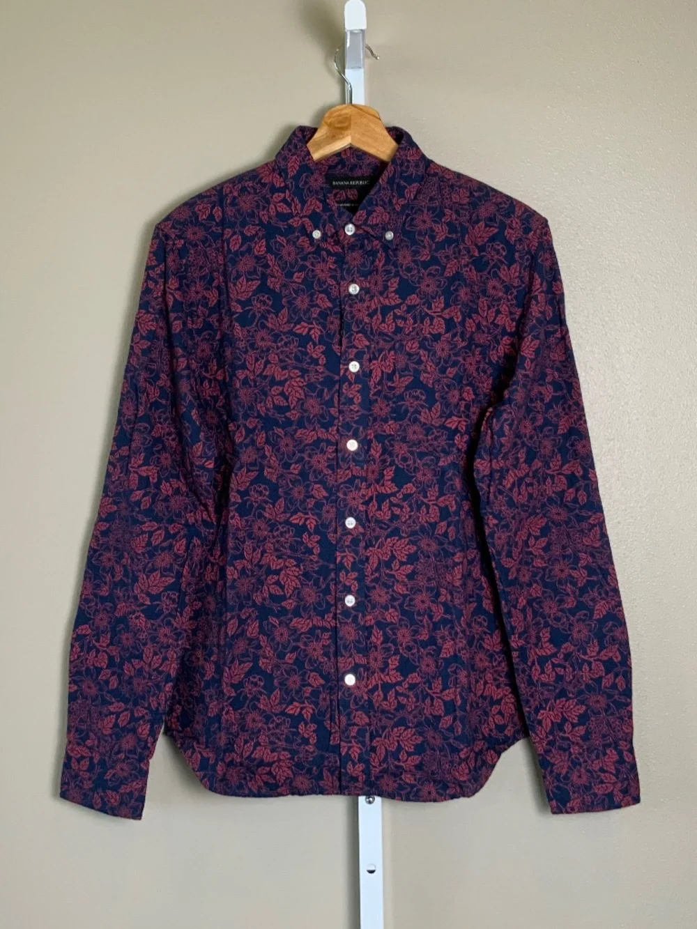 Banana Republic Untucked Slim Fit Double Weave Floral Button Down Oxford Shirt
